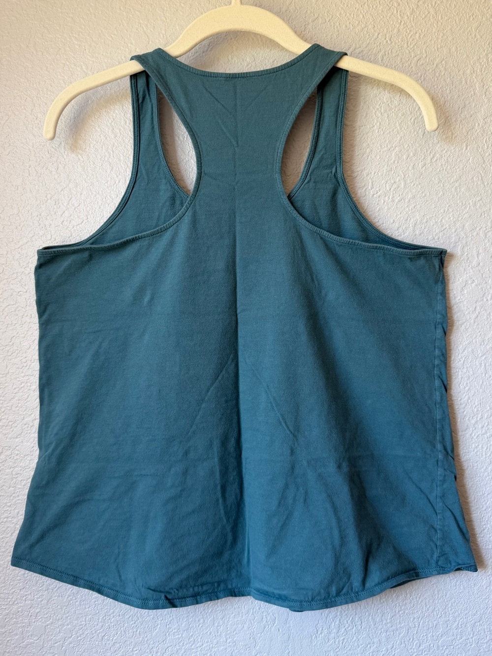 Patagonia Women's Teal Logo Racerback Tank, 100% Cotton. EUC. Medium. - Picture 7 of 9